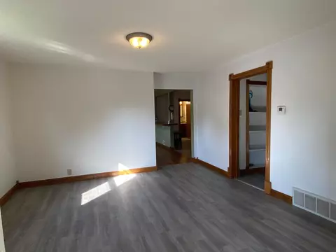 219 Lowell St E, Le Roy, MN 55951 photo 17