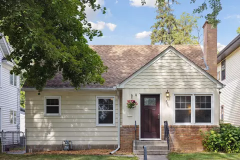 2081 Palace Ave, Saint Paul, MN 55105