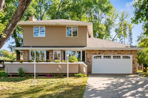 5160 Bona Rd, Mounds View, MN 55112