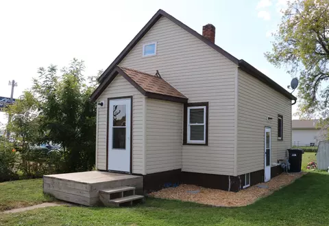 111 7th St, Hawley, MN 56549
