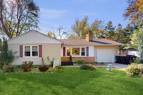 370 67th Ave NE, Fridley, MN 55432