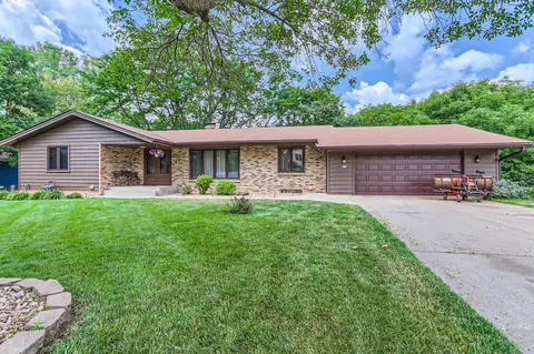 10208 Colorado Rd, Bloomington, MN 55438