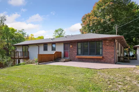 6805 Greenfield Rd, Greenfield, MN 55357