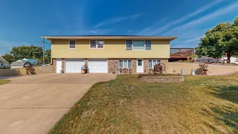 927 Winona St SE, Chatfield, MN 55923
