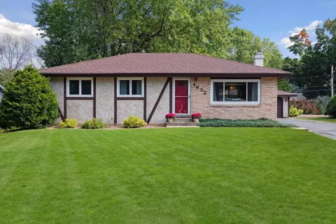4632 Ensign Ave N, New Hope, MN 55428