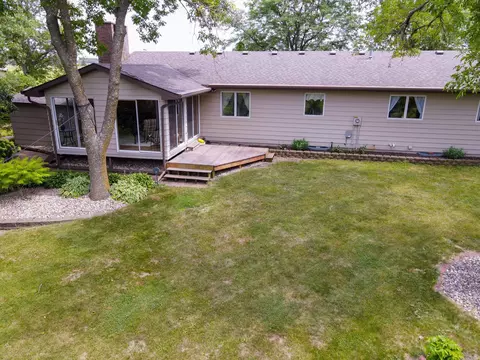 3417 Hoeger Ln, Albert Lea, MN 56007