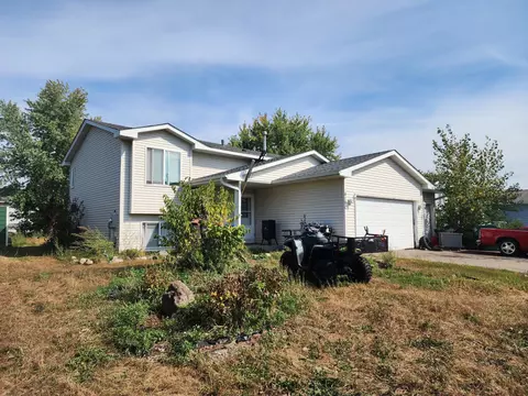 4190 Lake Ridge Dr, Big Lake, MN 55309