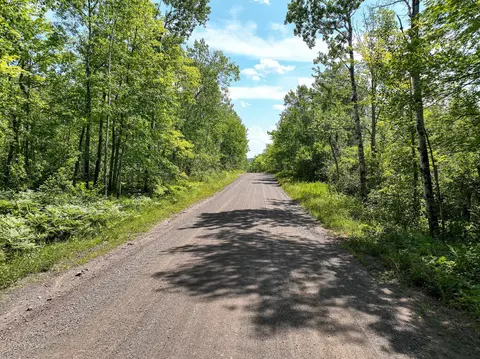 25 Xa Vermilion Rd, Duluth, MN 55804 photo 2