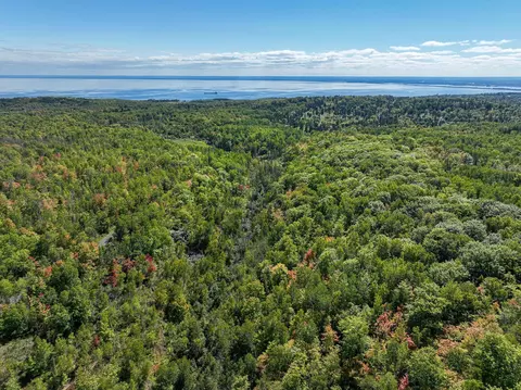 25 Xa Vermilion Rd, Duluth, MN 55804 photo 3