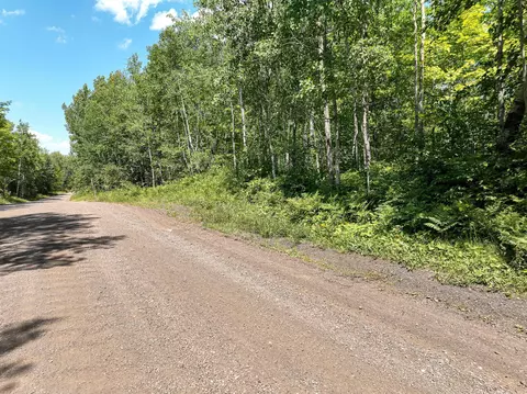 25 Xb Vermilion Rd, Duluth, MN 55804