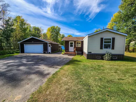 795 Lake St, Deer River, MN 56636