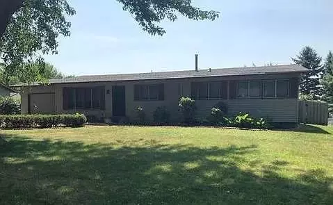 712 8th St NW, Buffalo, MN 55313
