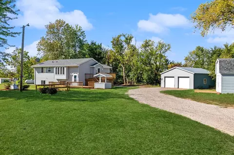 36494 Vickers Dr NE, Cambridge, MN 55008