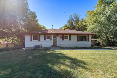 8124 Mount Curve Blvd, Brooklyn Park, MN 55445