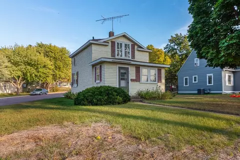 701 S Main St, Le Sueur, MN 56058