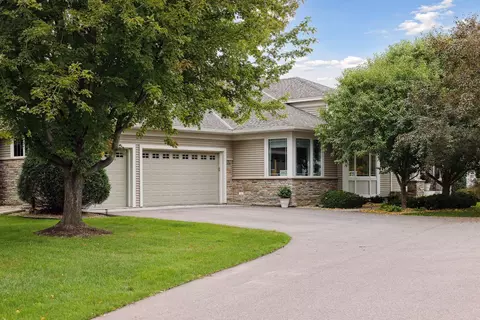 3863 Linden Dr W, Medina, MN 55340