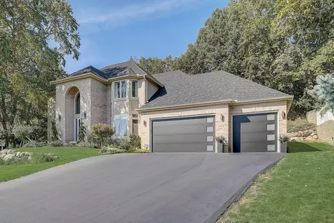 13405 Georgia Cir, Apple Valley, MN 55124
