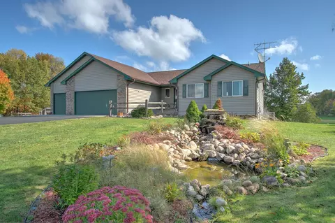 1276 Garden St, Ogilvie, MN 56358