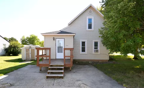 421 Birch Ave N, New Richland, MN 56072