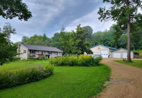 n5290 730th Street, Elk Mound, WI 54739