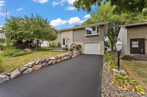 1704 Hawley Ave, South Saint Paul, MN 55075