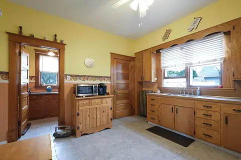 312 5th St SE, Waseca, MN 56093 photo 8