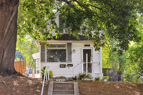 132 Wyoming St E, Saint Paul, MN 55107