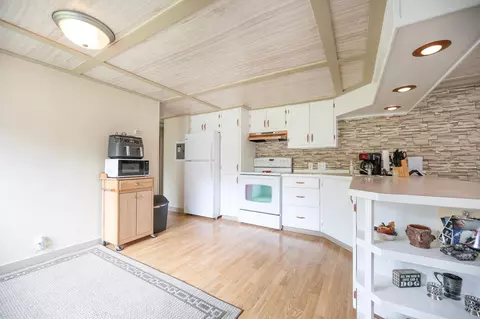 239 E Highway 61, Esko, MN 55733 photo 4