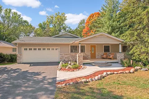 3867 Clover Ave, Vadnais Heights, MN 55127
