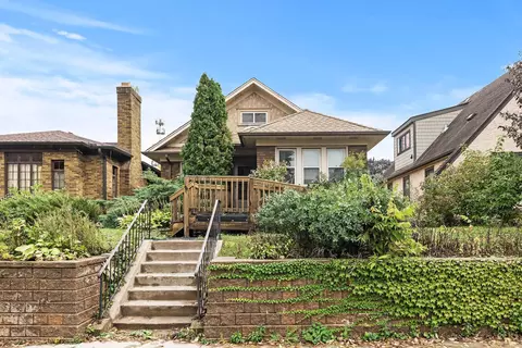 900 Smith Ave S, West Saint Paul, MN 55118
