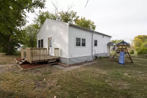 415 Kolb St, Ogema, MN 56569
