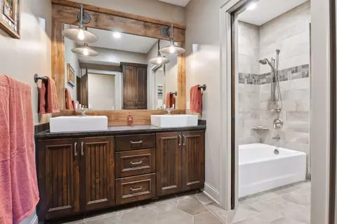 Bath - 7645 Turner Rd, Independence, MN 55359 photo 1 of 1