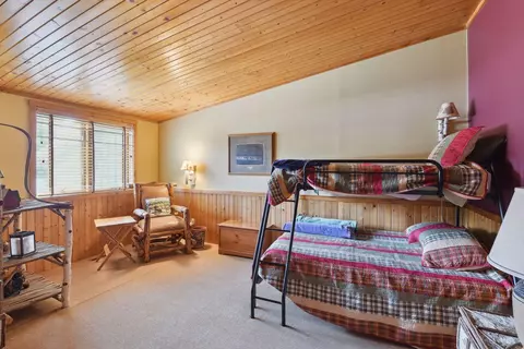 Bedroom - 7645 Turner Rd, Independence, MN 55359 photo 2 of 3