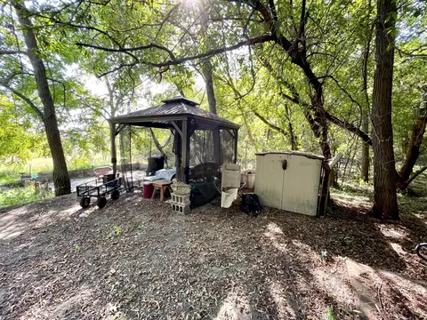 1512 10th Ave E, Menomonie, WI 54751