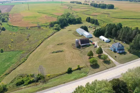 9626 Viola Rd NE, Eyota, MN 55934