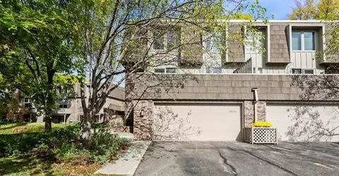 10335 Berkshire Rd, Bloomington, MN 55437