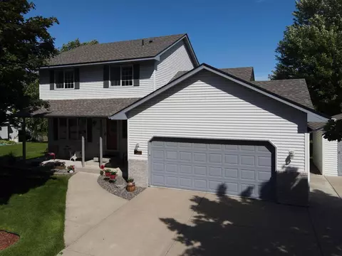 514 Terrace Rd NW, Saint Michael, MN 55376