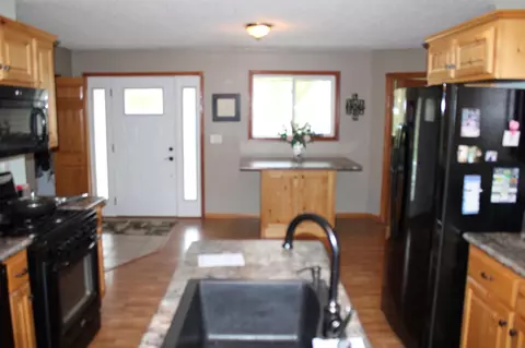 10068 210th St, Milaca, MN 56353 photo 7