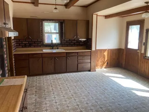 1409 3rd Ave, Windom, MN 56101 photo 5