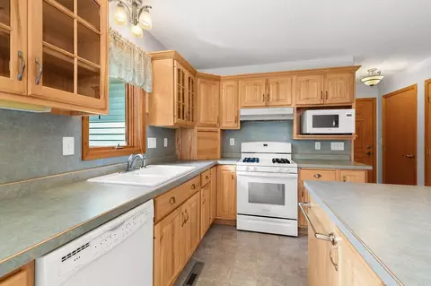 230 Eagle Dr, Randall, MN 56475 photo 6