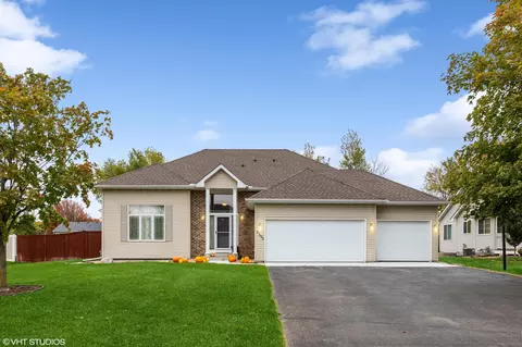 2305 Seurer St, Elko New Market, MN 55054