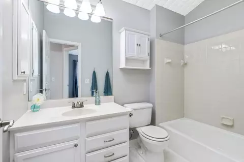 1743 Karis Way, Eagan, MN 55122 photo 21
