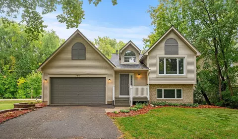 796 Carla Ln, Little Canada, MN 55109