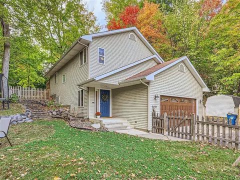 3057 Inverness Ln, Mound, MN 55364