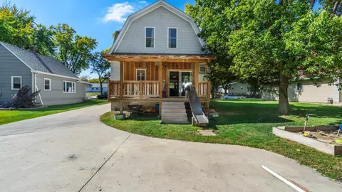 409 14th St SE, Willmar, MN 56201 photo 5