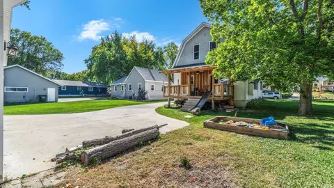 409 14th St SE, Willmar, MN 56201 photo 6