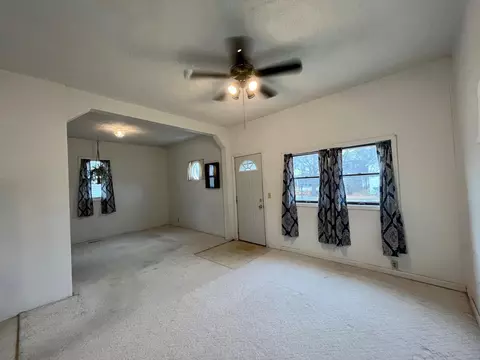 608 4th St SE, Willmar, MN 56201 photo 4