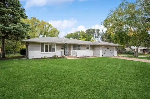 7900 66th Ave N, Brooklyn Park, MN 55428