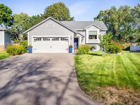 14223 Dearborn Path, Rosemount, MN 55068