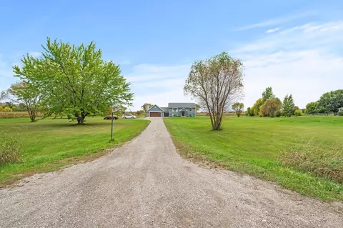 14127 Furuby Rd, Center City, MN 55012